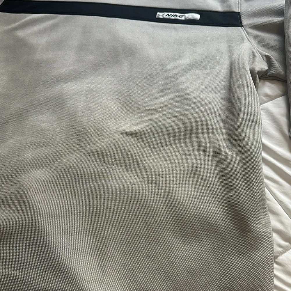 Nike - Picture 5 of 7